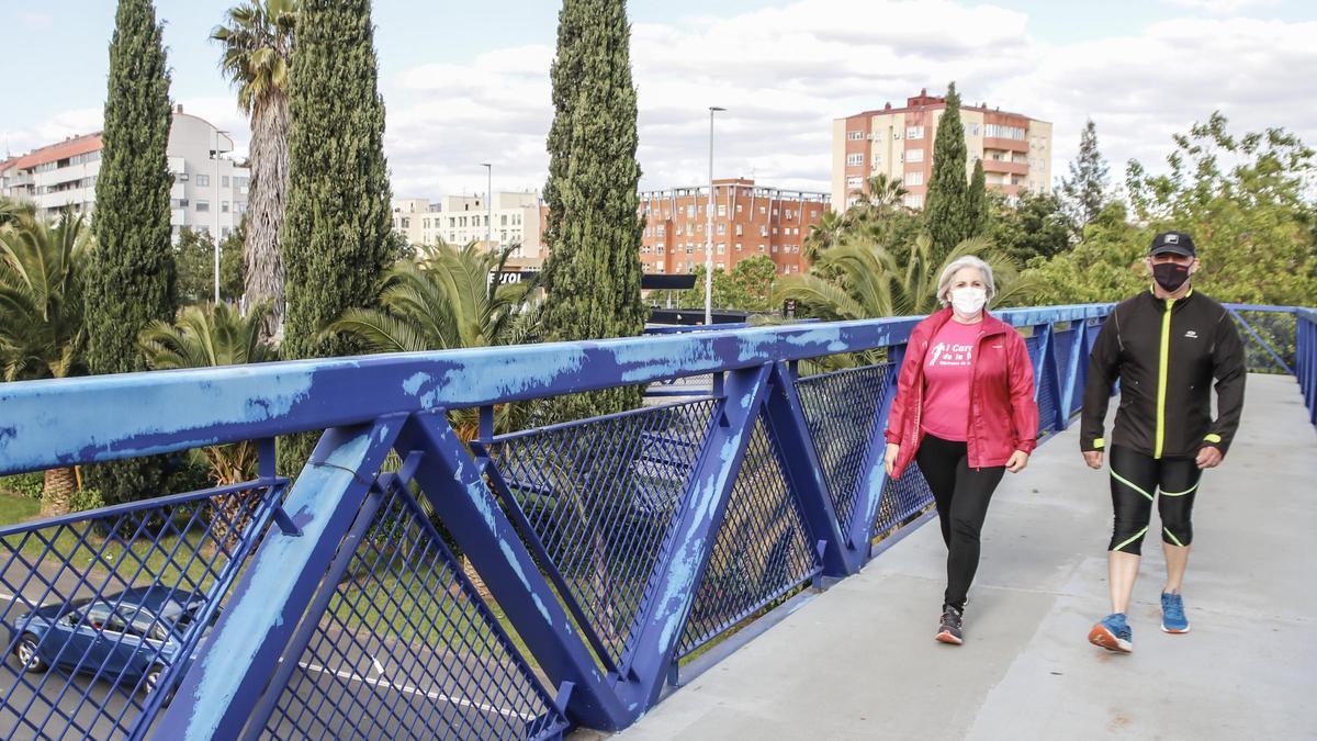 Caminar, el mejor ejercicio. Dos cacereños por Renfe.