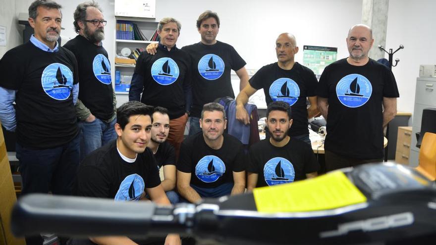 Estudiantes de la UPCT desarrollan un barco eléctrico no tripulado de bajo coste