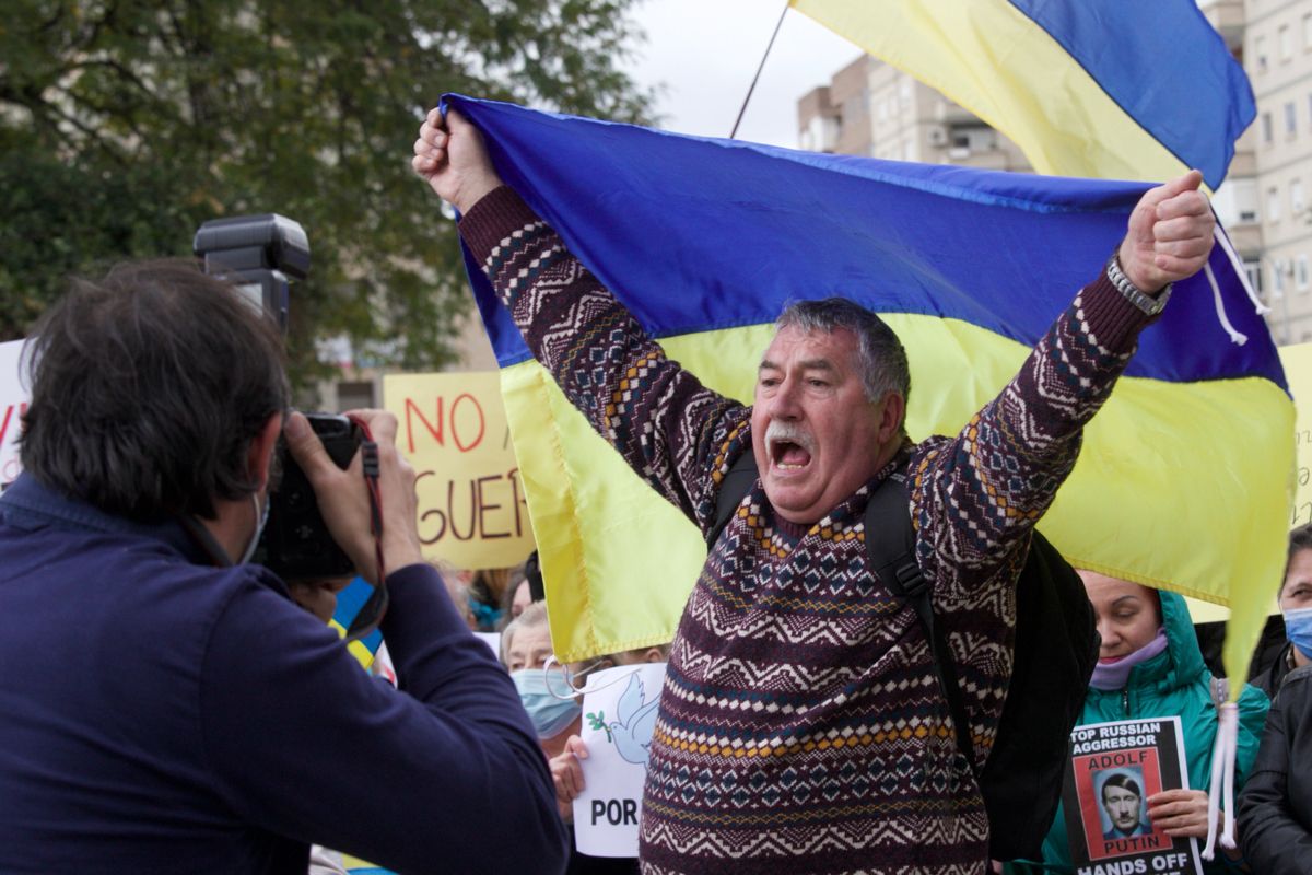 Ucranianos se manifiestan por la paz en Murcia por segundo día consecutivo