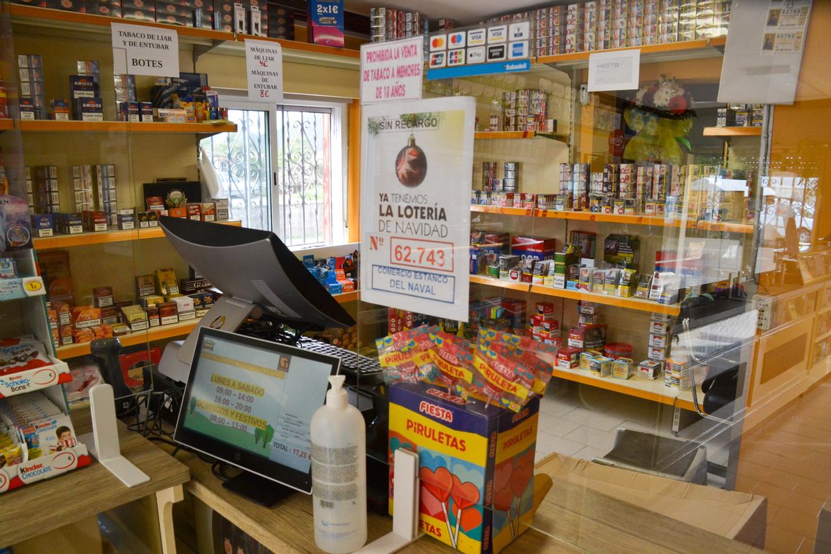El estanco funciona muy bien en este comercio local de Riberas (Pravia)