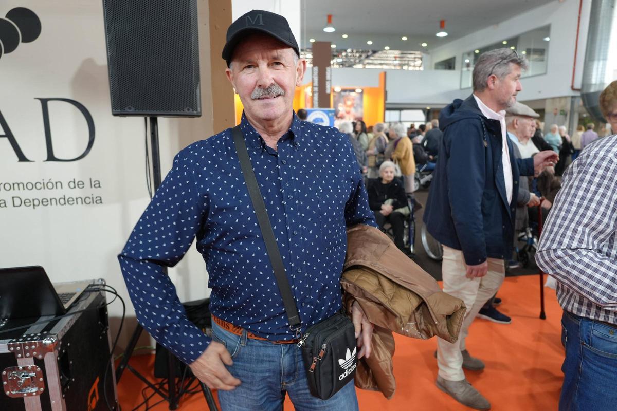 Fotogalería | Arranca el primer día de la Feria de los Mayores en Badajoz