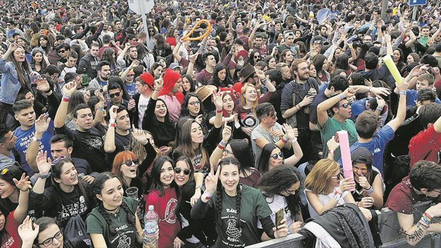 8.000 alumnos de la UJI vivirán su fiesta con charanga, DJ y orquesta