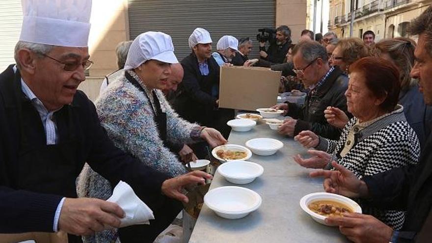 Celebración del potaje perchelero en 2016.