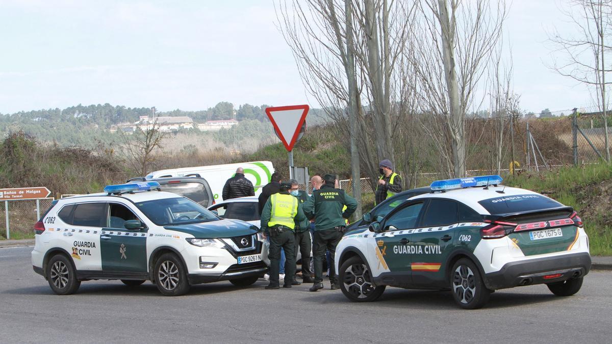 Foto de archivo de un grupo de agentes de la Guardia Civil en la provincia de Ourense