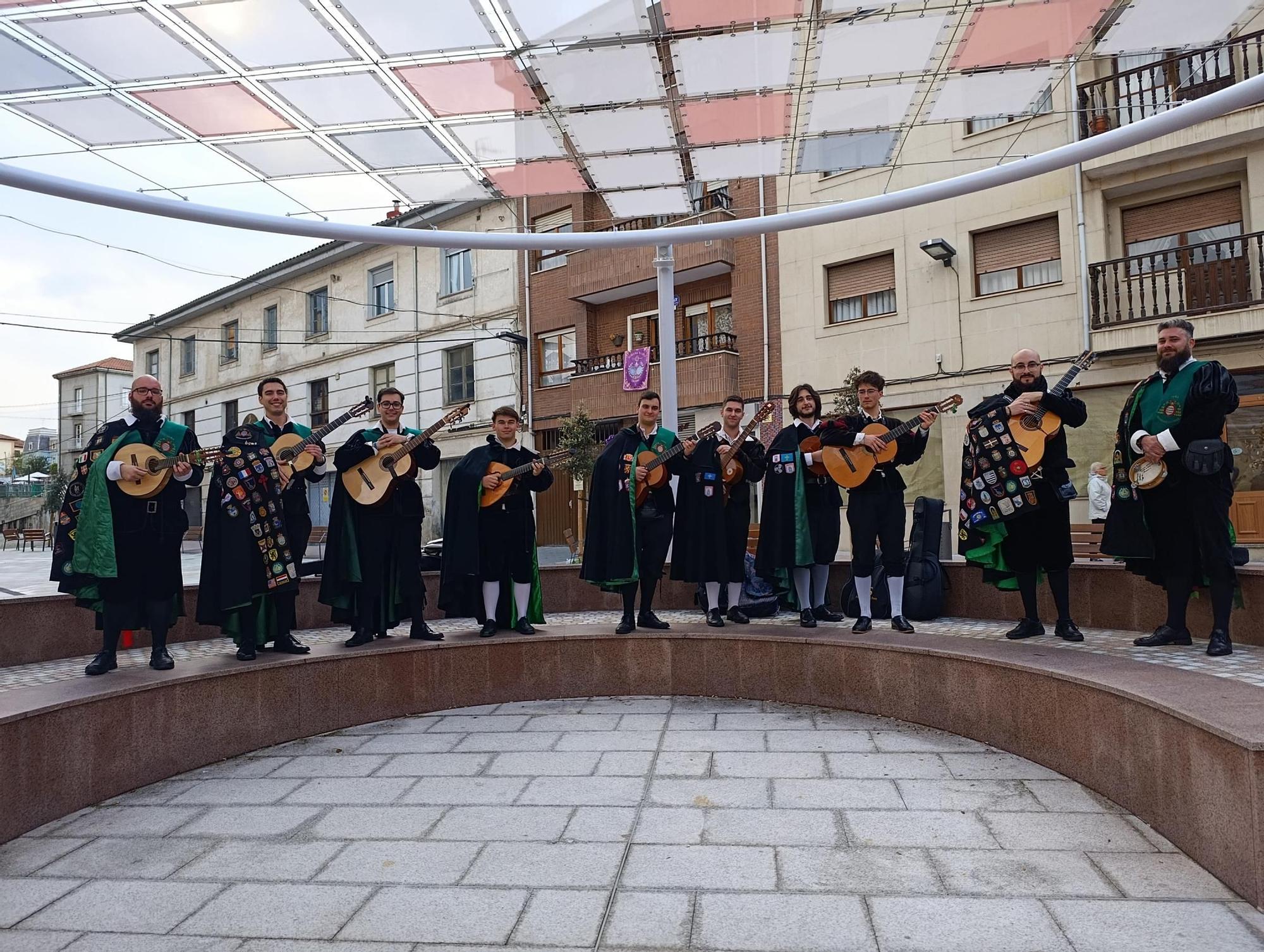 El Nazareno y la Virgen Dolorosa emocionan en Grado