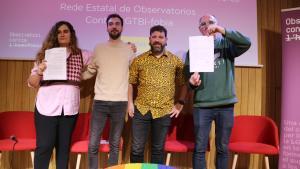 De izquierda a derecha, Klaudia Ugarte, Cristian Carrer, Amets Martínez y Eugeni Rodríguez, durante la presentación del observatorio estatal contra la lgtbifobia.