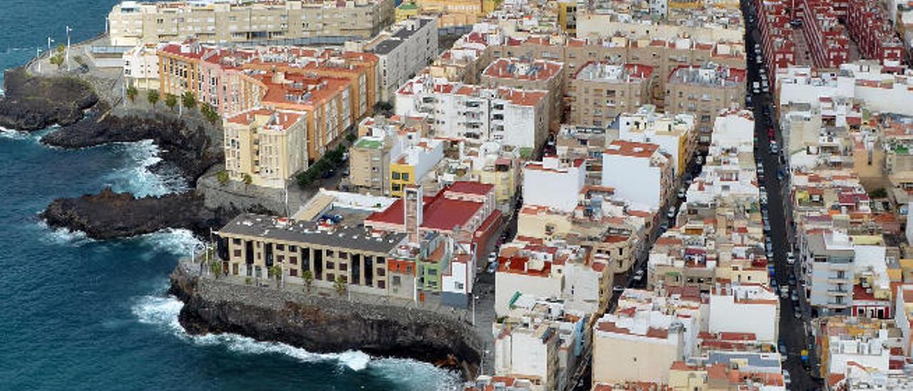 Vista aérea de una parte del barrio de La Isleta, en la capital grancanaria.