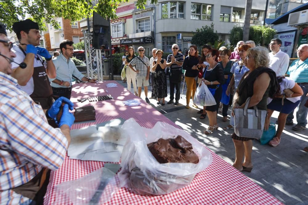 Exhibición de elaboración de chocolate en Torrent