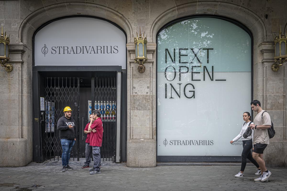 Próxima reubicación de Stradivarius, en el 3, donde antes reinó Adidas antes de cambiar de local y acera.