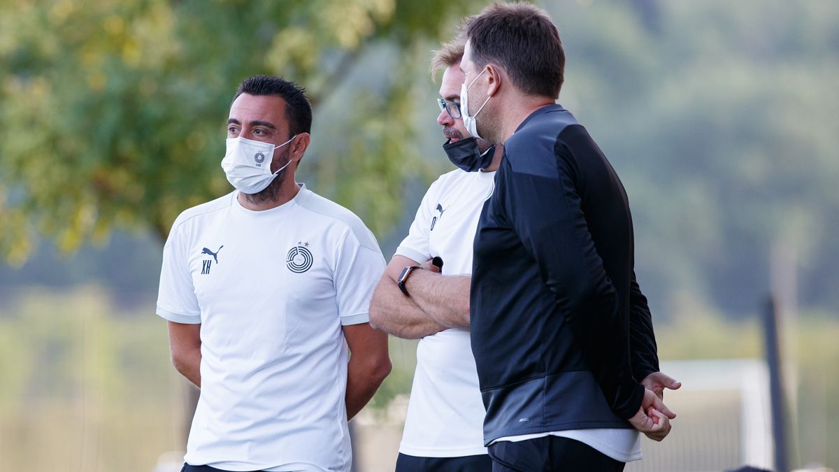 Xavi, viendo el Barça B