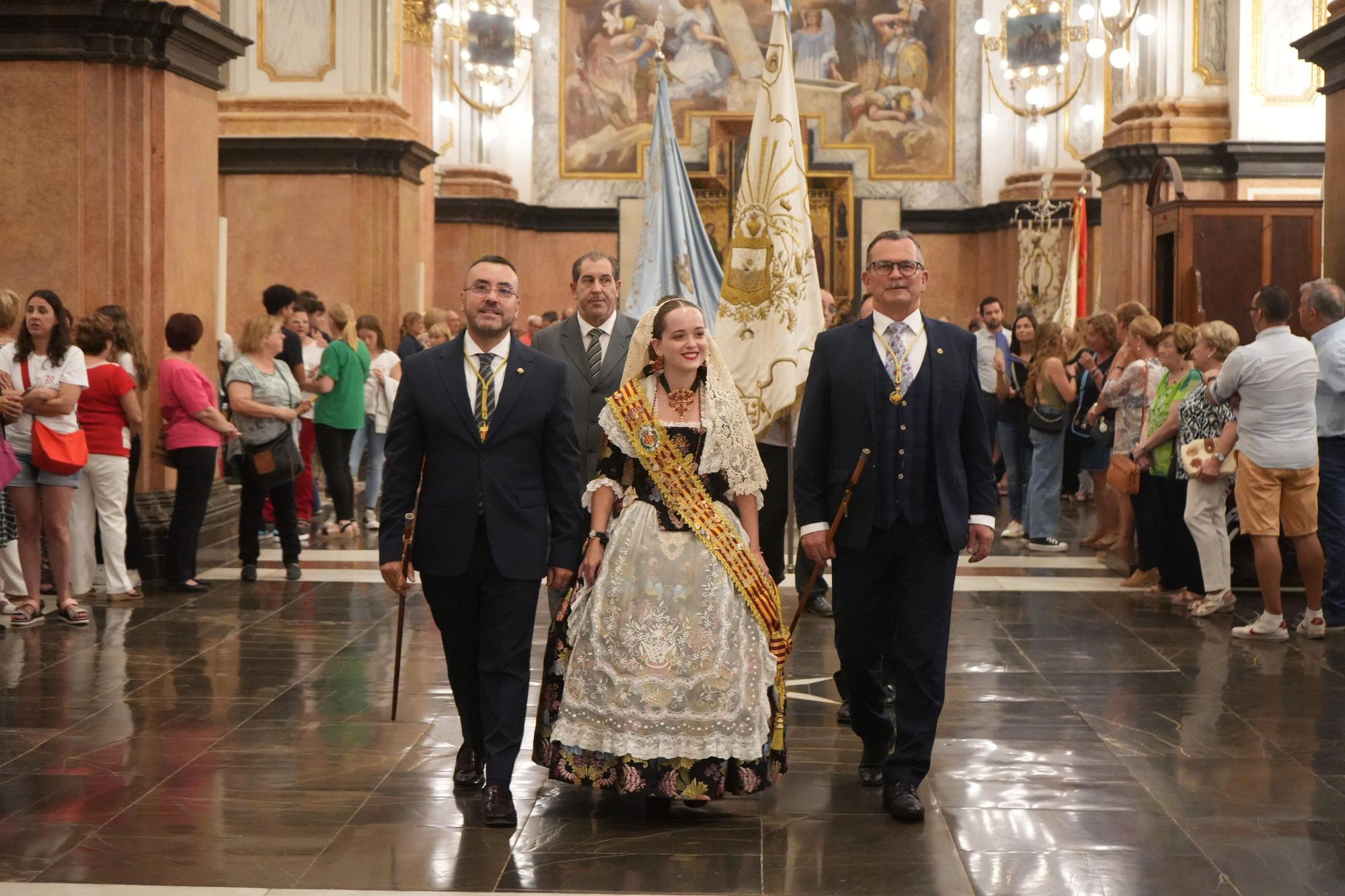 Fiestas en Vila-real: Misa y procesión en la Arciprestal