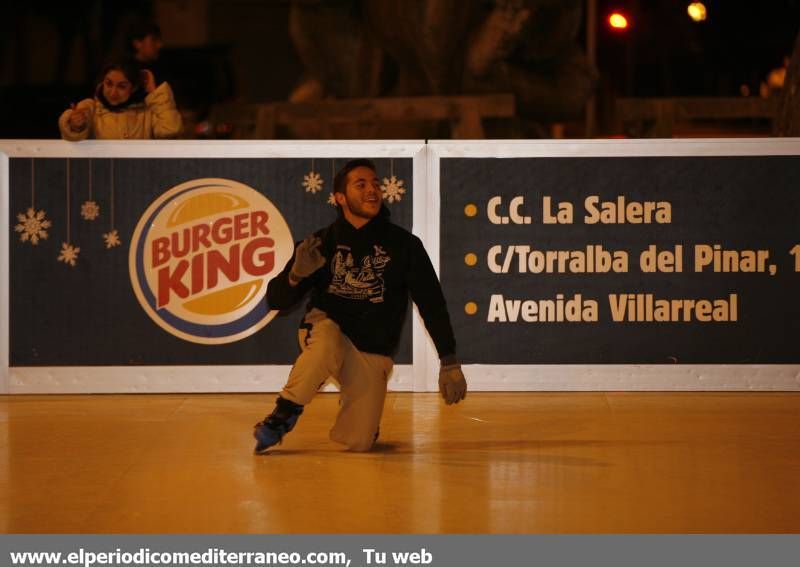 Galería de fotos --  Castellón sobre hielo en Navidad