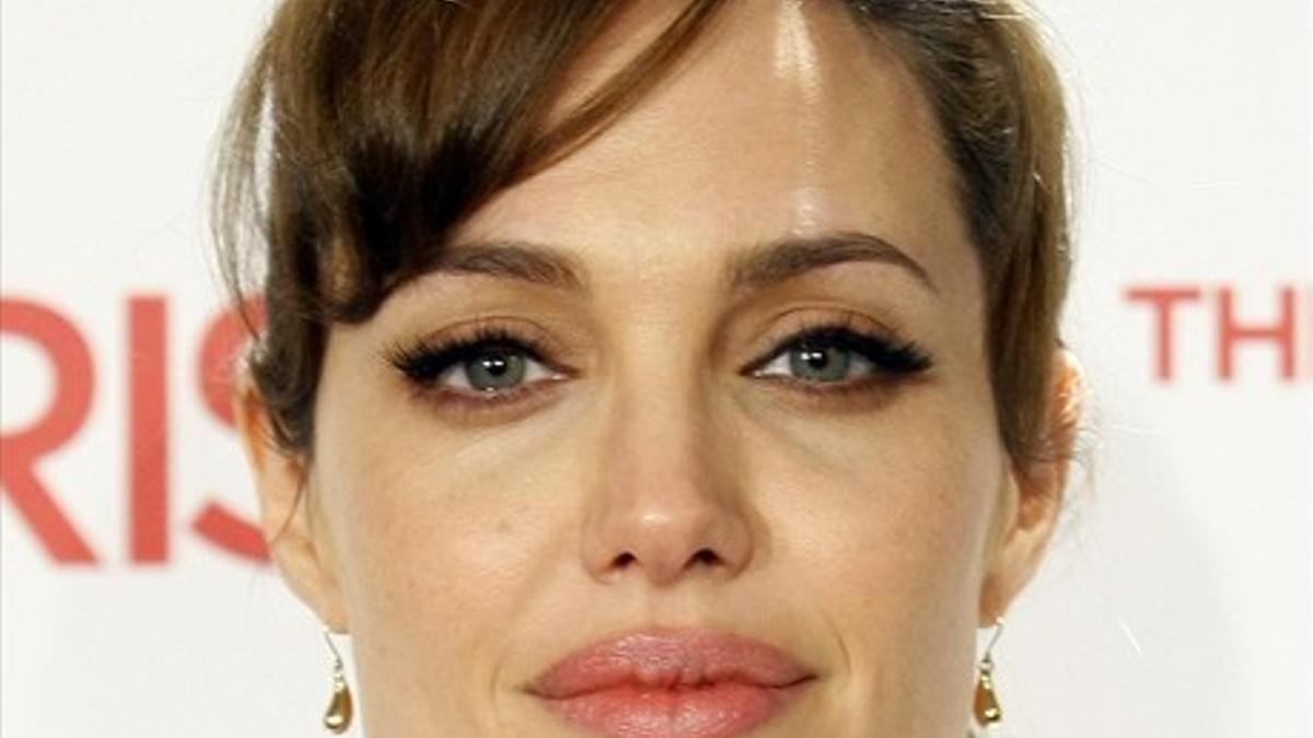 Angelina Jolie se gasta 18.000 euros para mantenerse joven y radiante