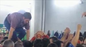 Vídeo corresponent a l’assaig de divendres dels Saballuts, on van preparar el tres de nou amb folre per diumenge que ve.