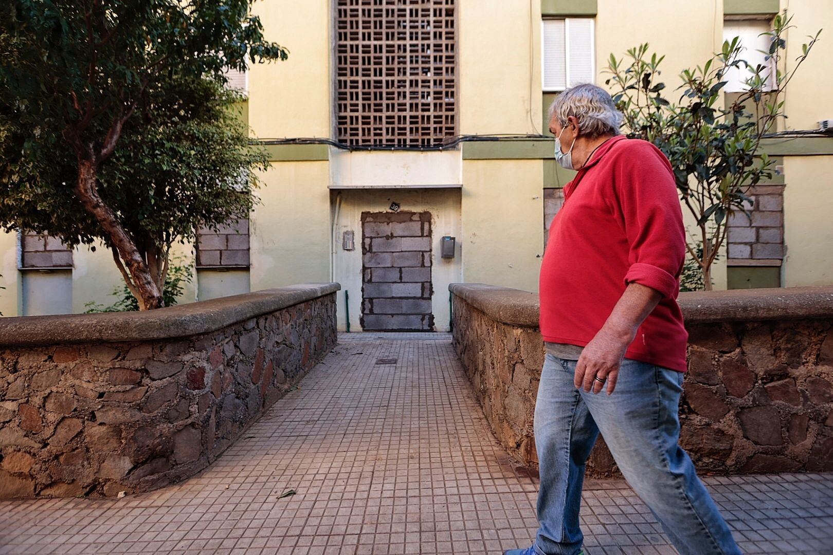 Bloque tapiado en Las Ghumberas