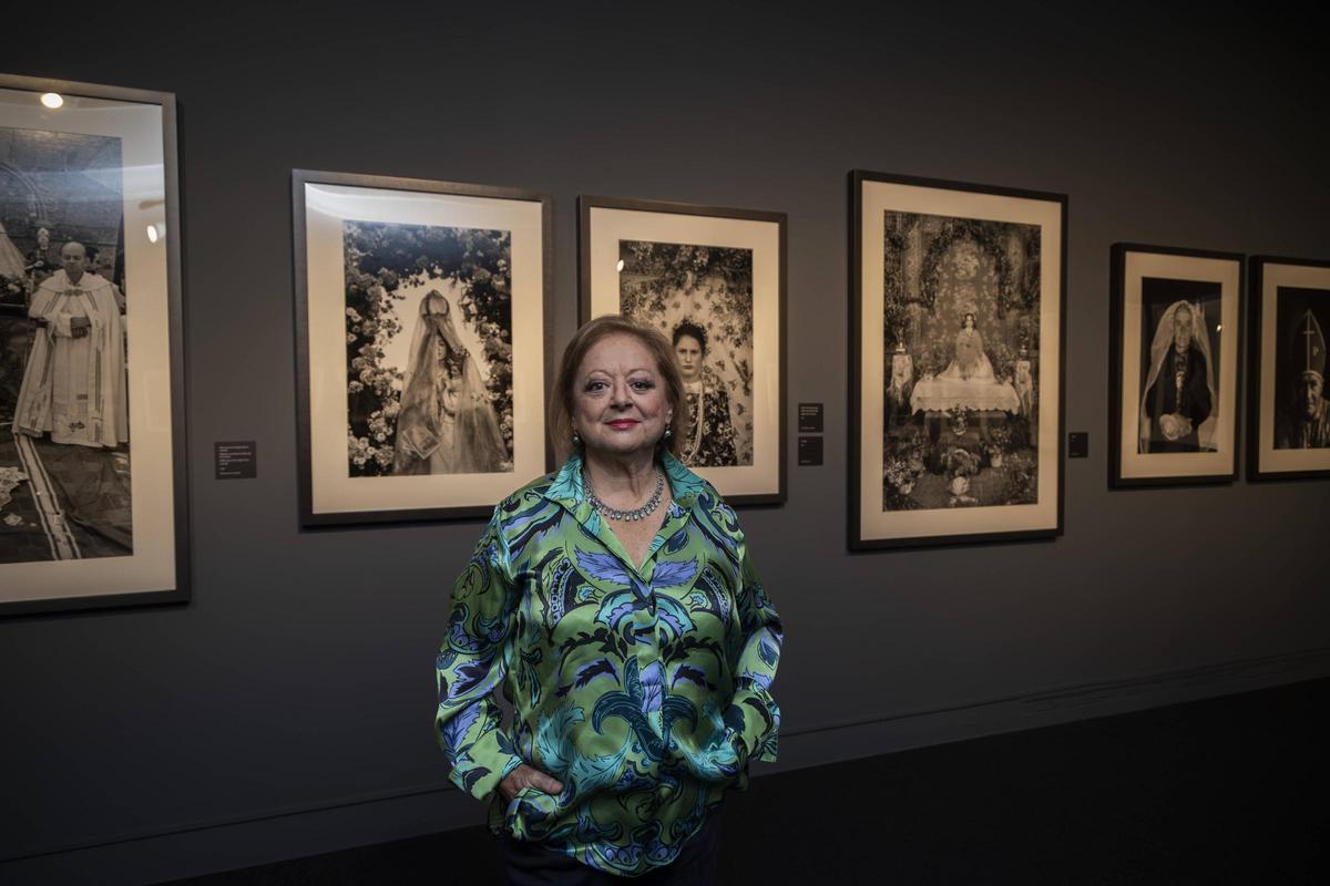 Cristina García Rodero en su exposición 'España oculta', visitable en el IVAM hasta febrero 2026.