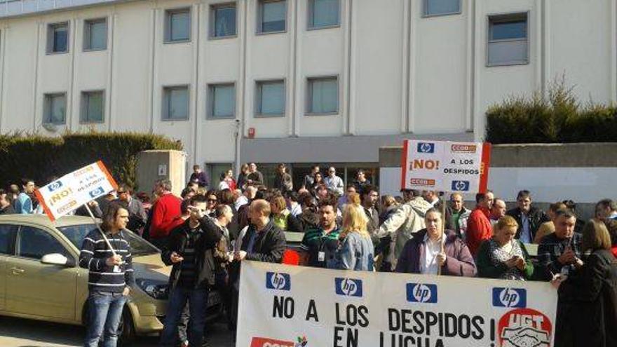 La plantilla de hp protesta por los despidos