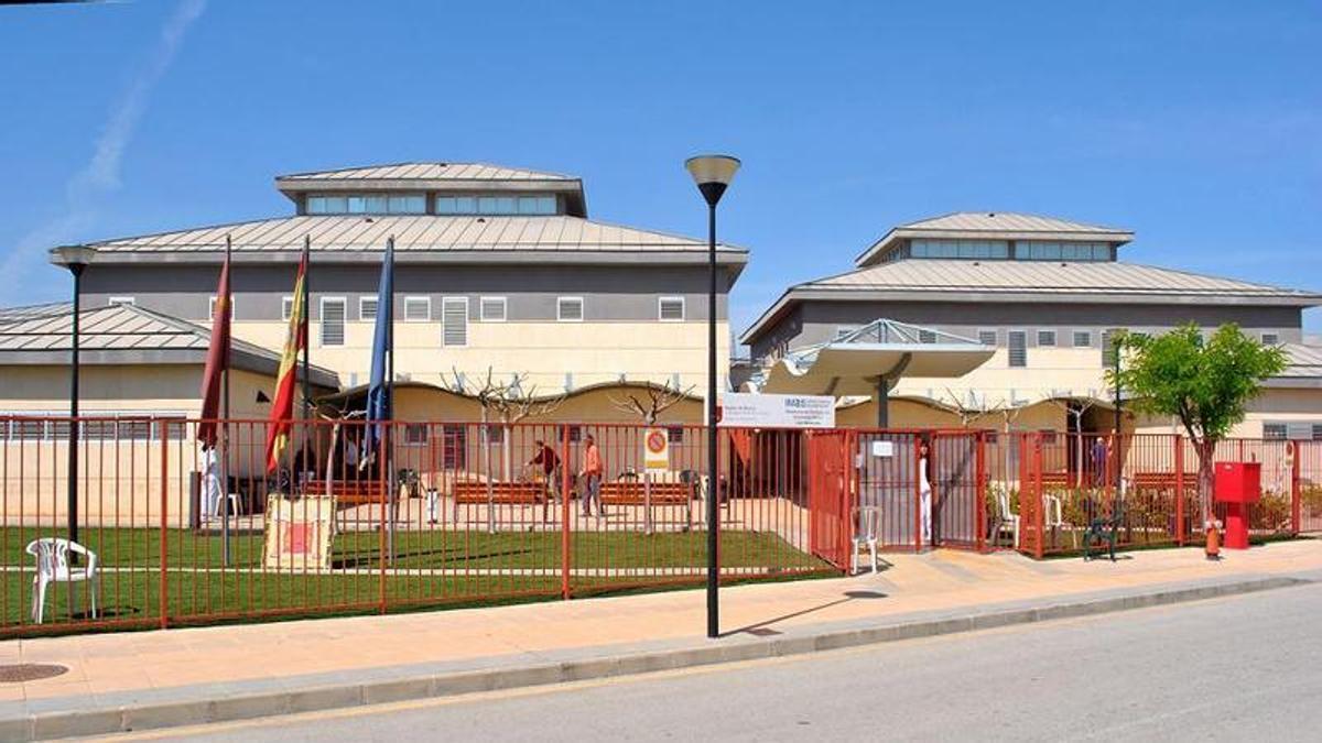 La residencia para enfermos mentales crónicos Luis Valenciano en la pedanía murciana de Murcia.