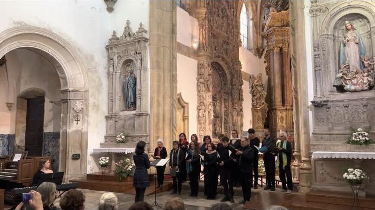 La Coral Polifònica de Formentera durante su actuación en el Festival del Corales de Coimbra (Portugal)