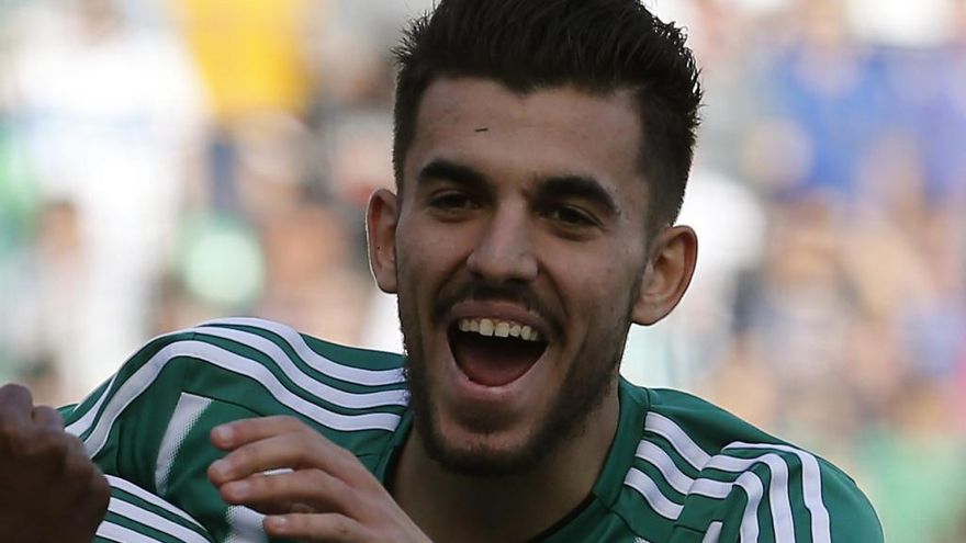 Dani Ceballos, todavía jugador del Betis.