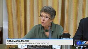 Rosa María Mateo en sede parlamentaria.