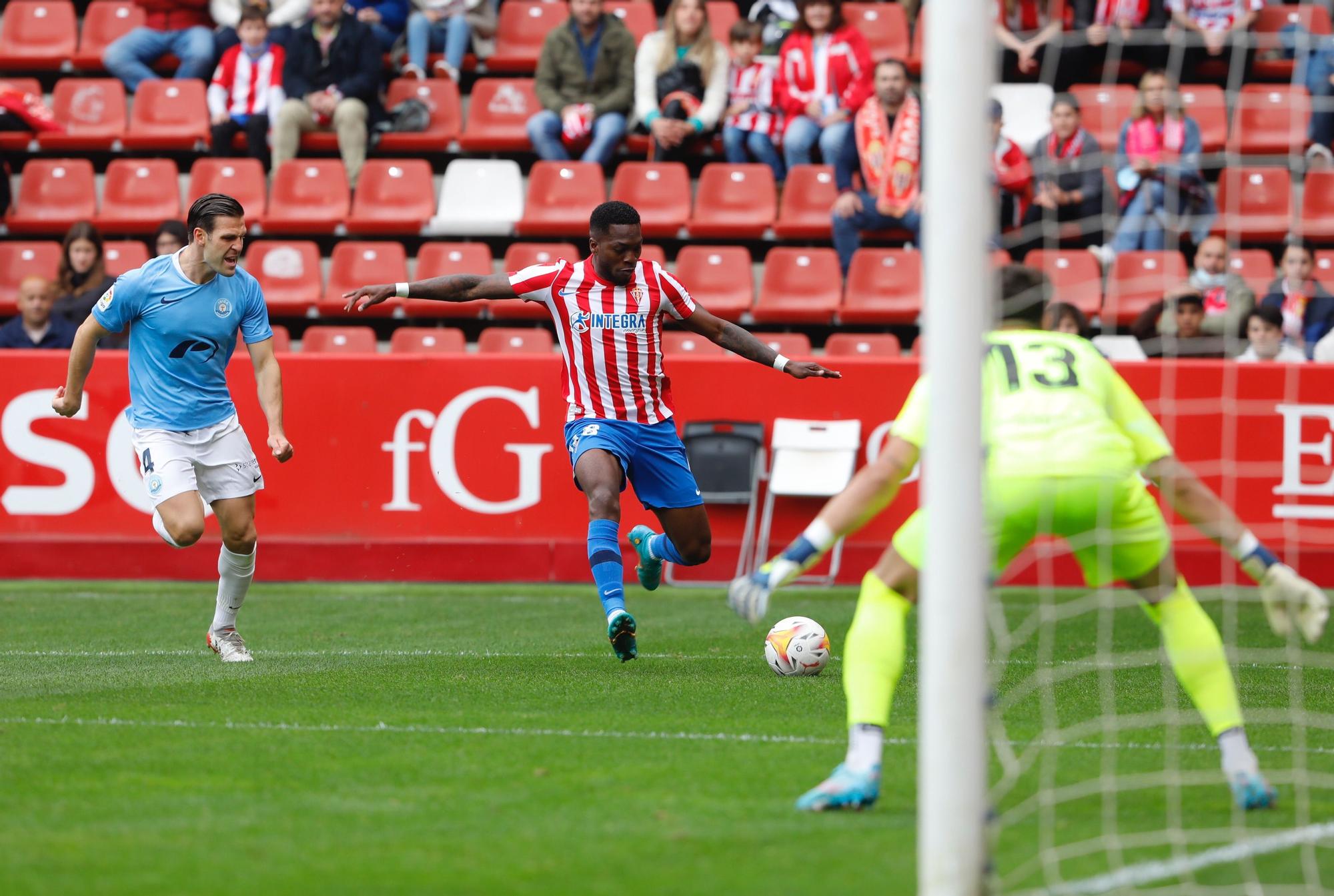 El partido del Sporting ante el Ibiza, en imágenes