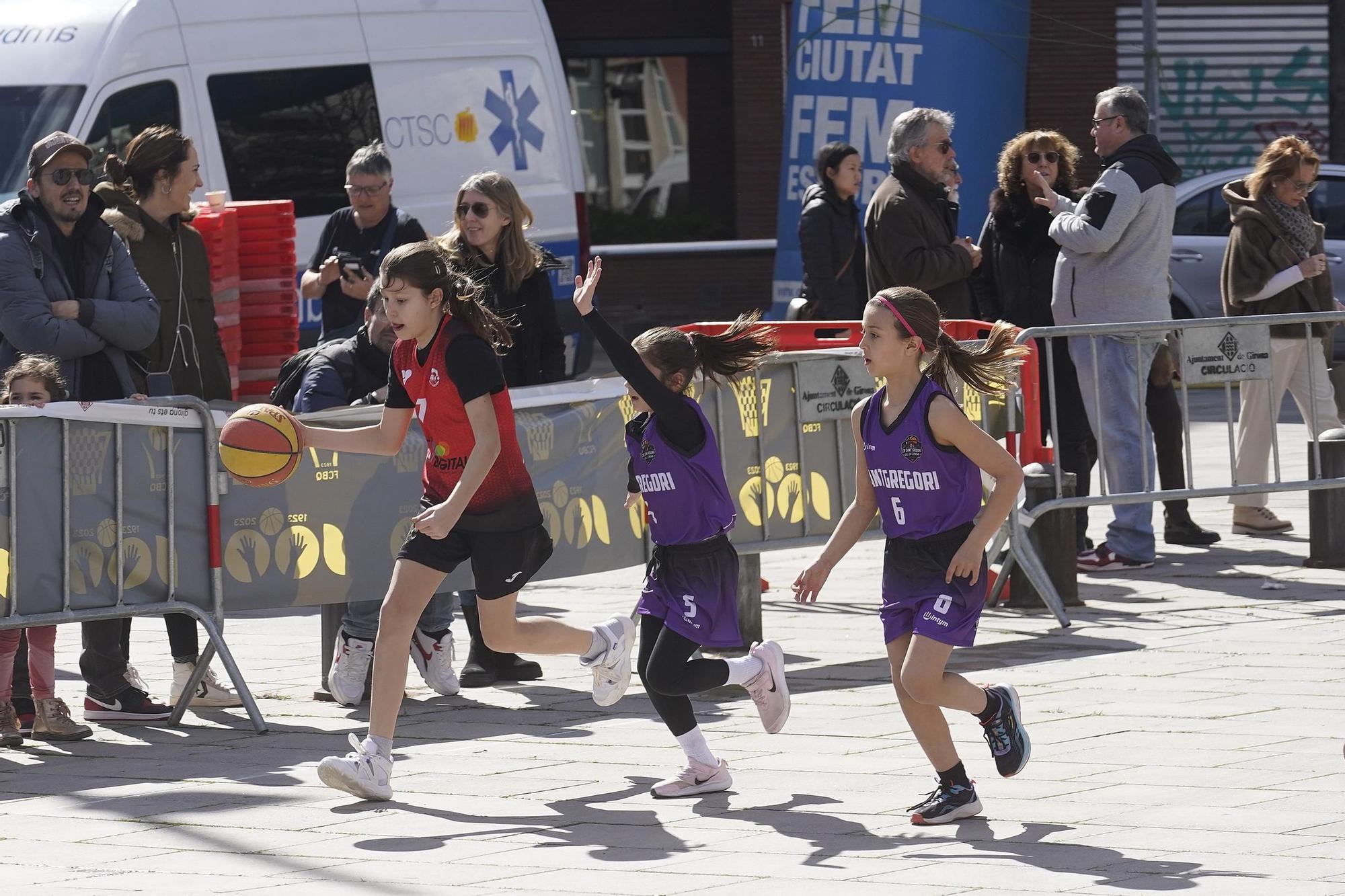 Les imatges de la 12a Jornada de l'Esport Femení de Girona