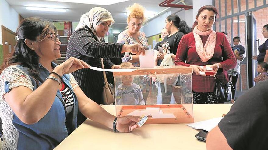 Catorce horas para votar el cambio a jornada continua