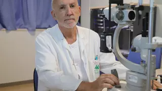 Rafael Sánchez, especialista en Oftalmología del hospital Reina Sofía: "La incidencia de cataratas está subiendo a nivel mundial"