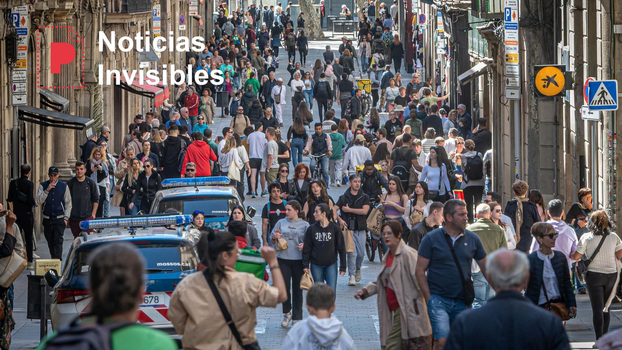 El Gòtic de Barcelona se repuebla con vecinos jóvenes y extranjeros: ya casi no hay niños ni ancianos