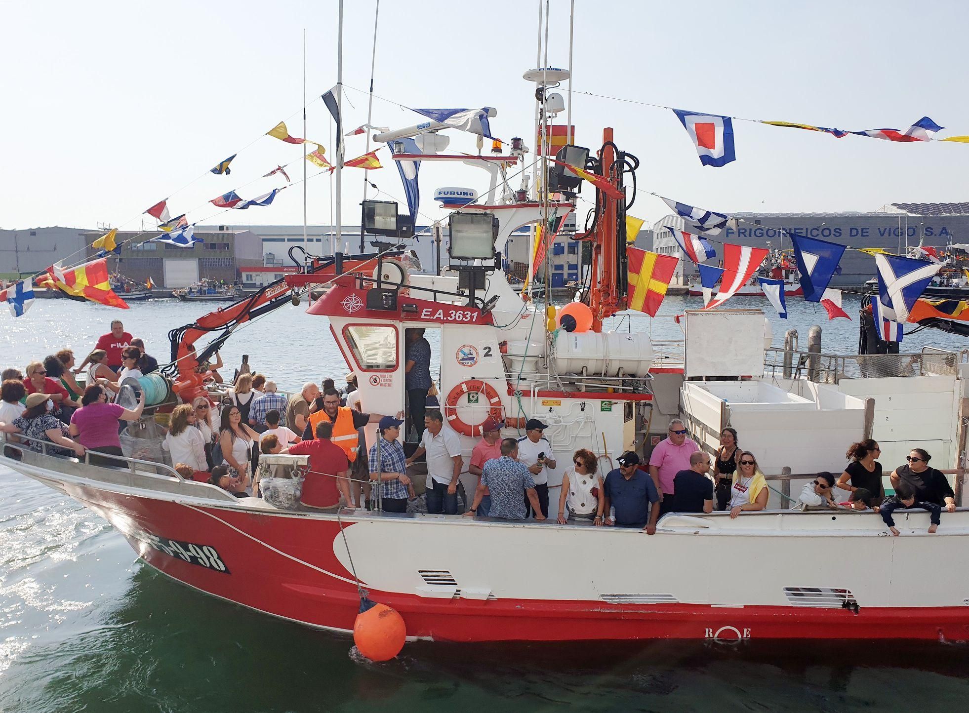 Las mejores imágenes de la procesión marítima de O Berbés