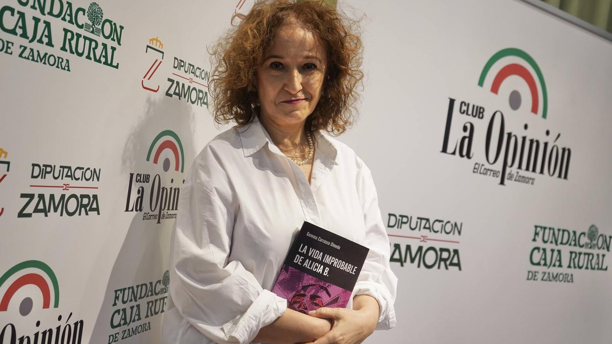 Zamora. Club LA OPINIÓN con Gemma Carrasco, periodista, autora del libro La vida improbable de Alicia B