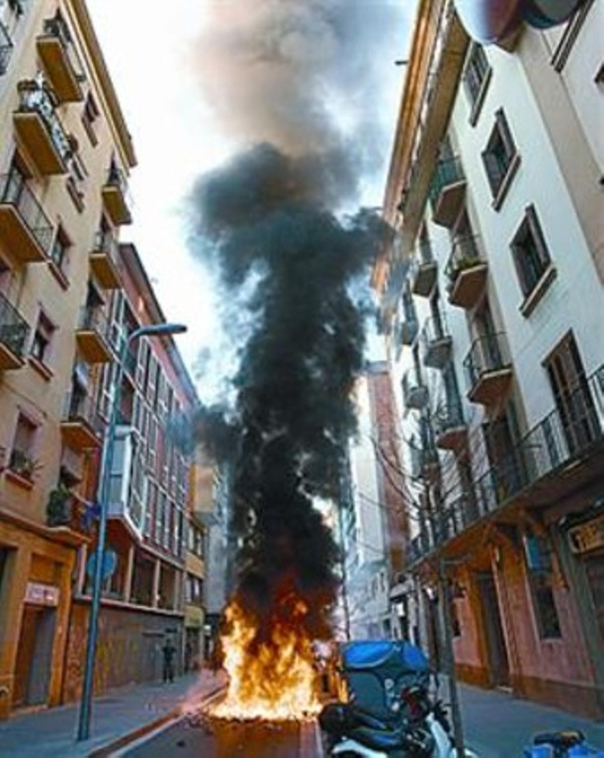 Imatges gravades pel dron que mostren la destrucció causada per les explosions de Tianjin.