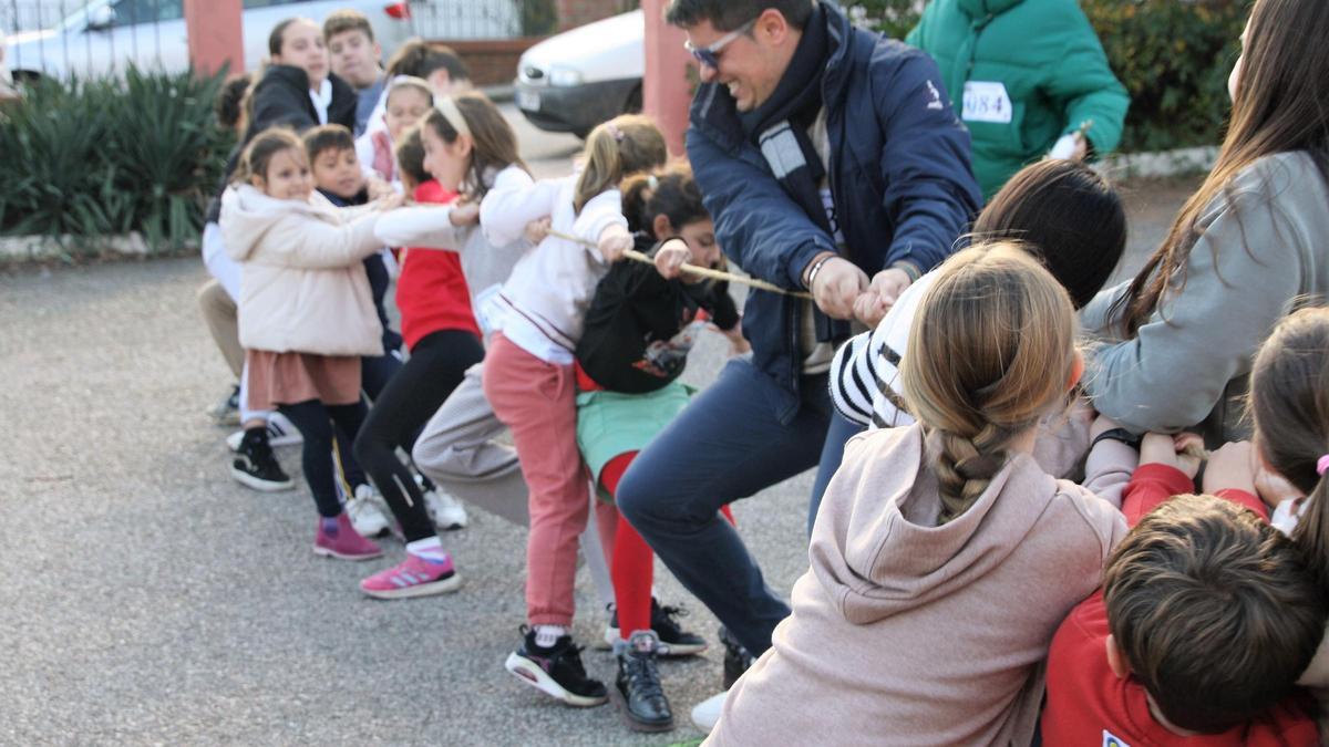 San Silvestre Solidaria de Monesterio 为受 DANA 影响的人们筹集资金 San Silvestre Solidaria de Monesterio 为受 DANA 影响的人们筹集资金