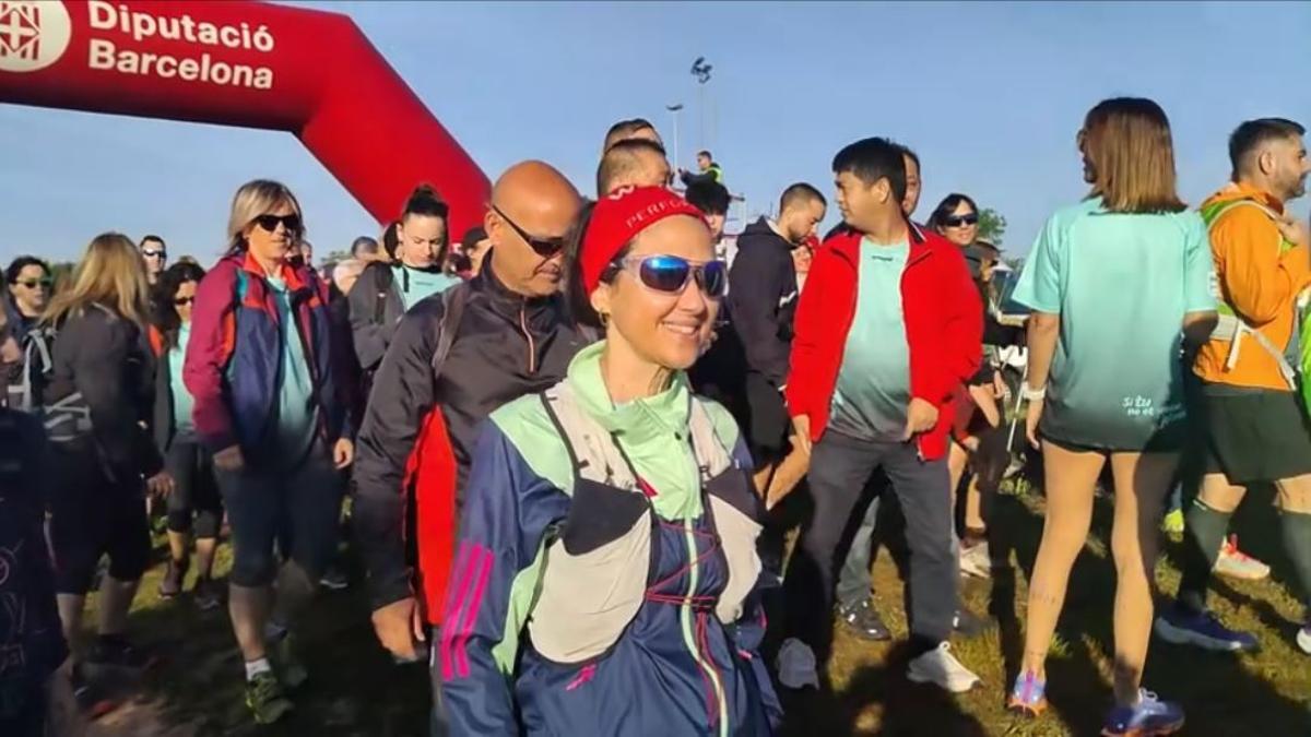La consellera d'Interior, Núria Parlon, començant la caminada