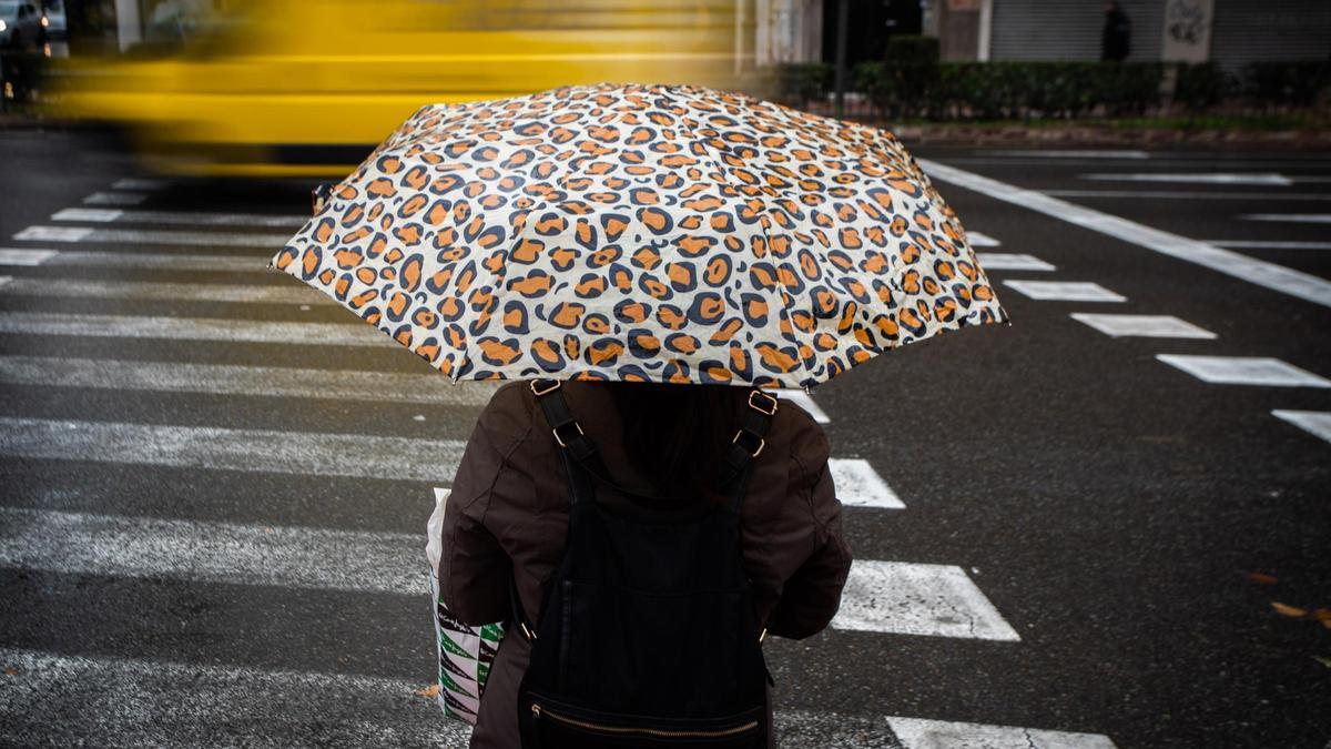 El tiempo en Valencia para el fin de semana anuncia un nuevo giro con temperaturas más bajas e incluso lluvia, según la previsión de la Aemet.