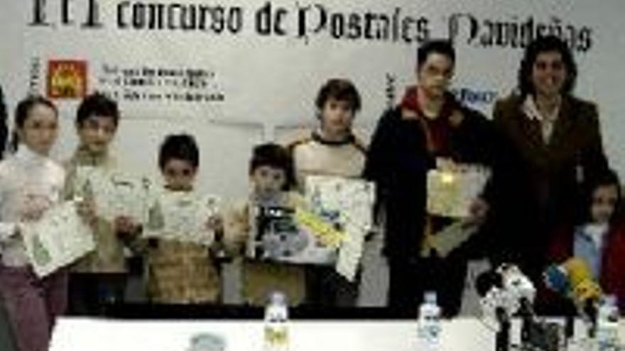 ENTREGADOS LOS PREMIOS DEL III CONCURSO DE POSTALES