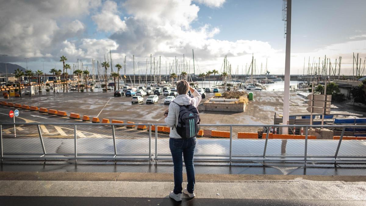 Zona portuaria en la que se construirá el Muelle de Enlace, para unir el centro de Santa Cruz con el mar.