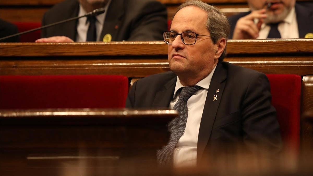 El presidente de la Generalitat, Quim Torra, en el hemiciclo del Parlament.