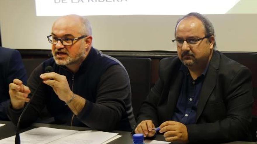 Òscar Navarro, reelegido presidente del Consorci, junto a Txema Peláez, que será vicepresidente.