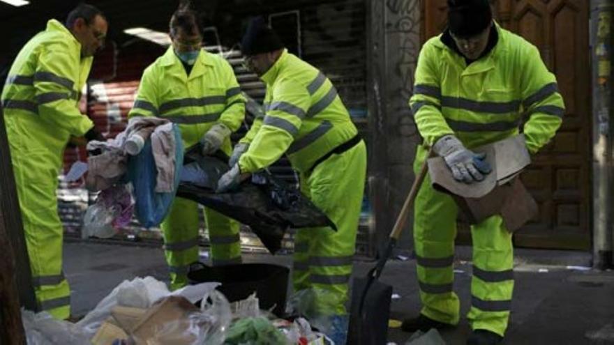 Huelga de basuras en Madrid: Posturas cada vez más alejadas