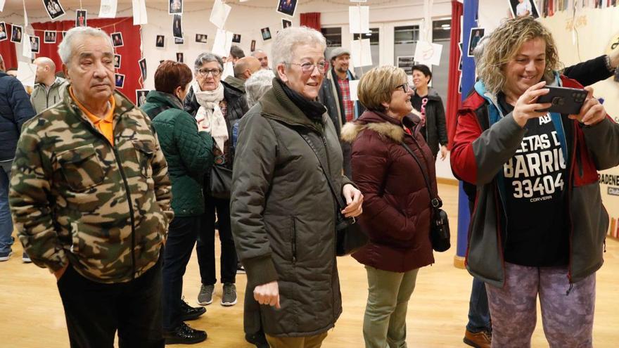 A exhibición &quot;60 miradas de Luz&quot; por el aniversario del barrio avilesino