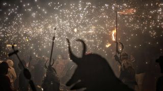 Sant Joan en el Parc de la Mar: una noche de fuego, fiesta y reivindicación de los vecinos de Palma