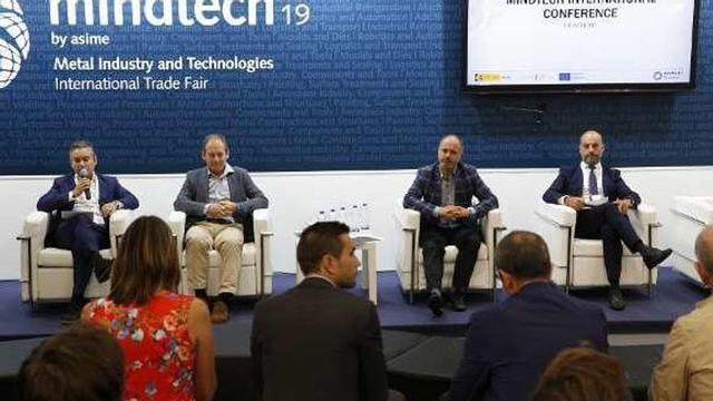 Una de las conferencias de ayer en Mindtech. // R. Grobas