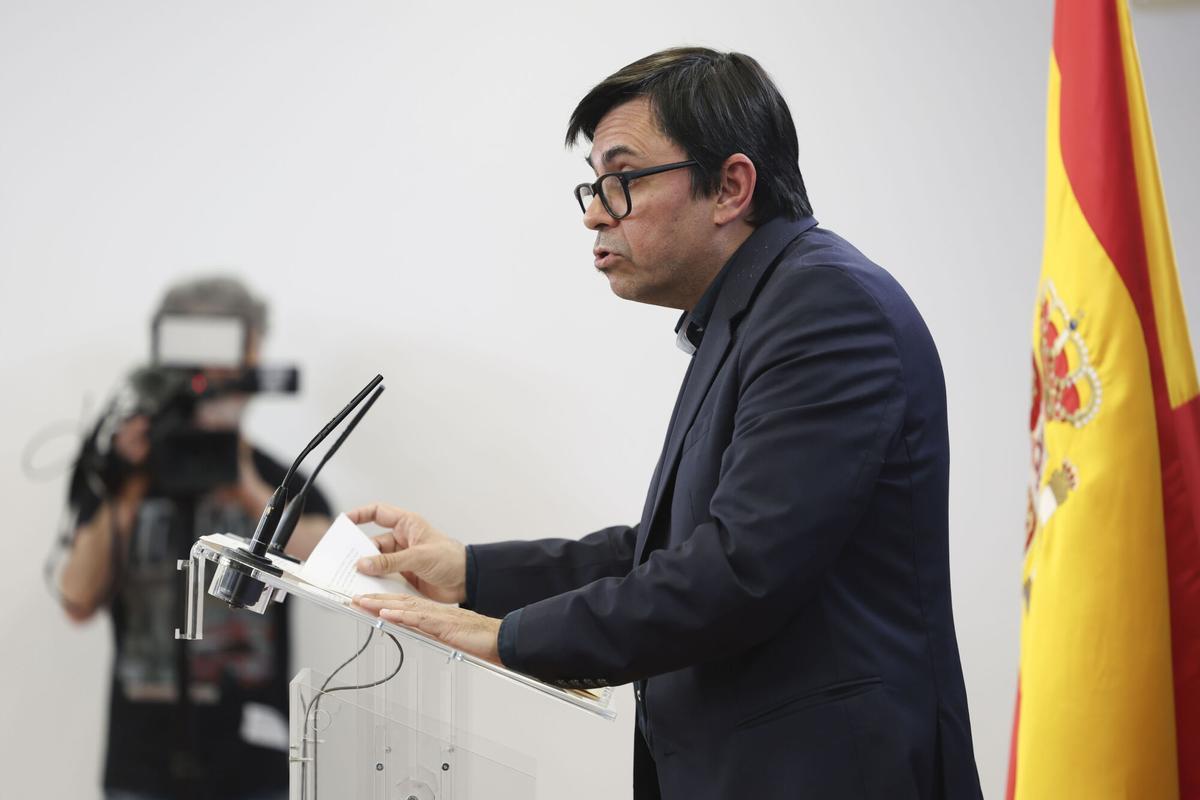 El secretario primero de la Mesa del Congreso y diputado de Sumar, Gerardo Pisarello, en una rueda de prensa, este martes en el Congreso de los Diputados.