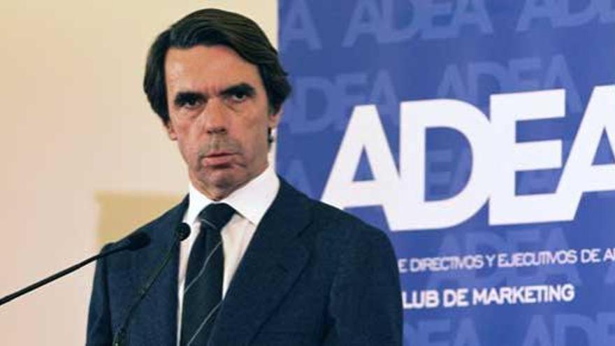 Aznar: &quot;Están en riesgo los pilares de la Transición&quot;