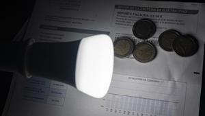 Gairebé un de cada tres beneficiaris del bo social elèctric és una família nombrosa