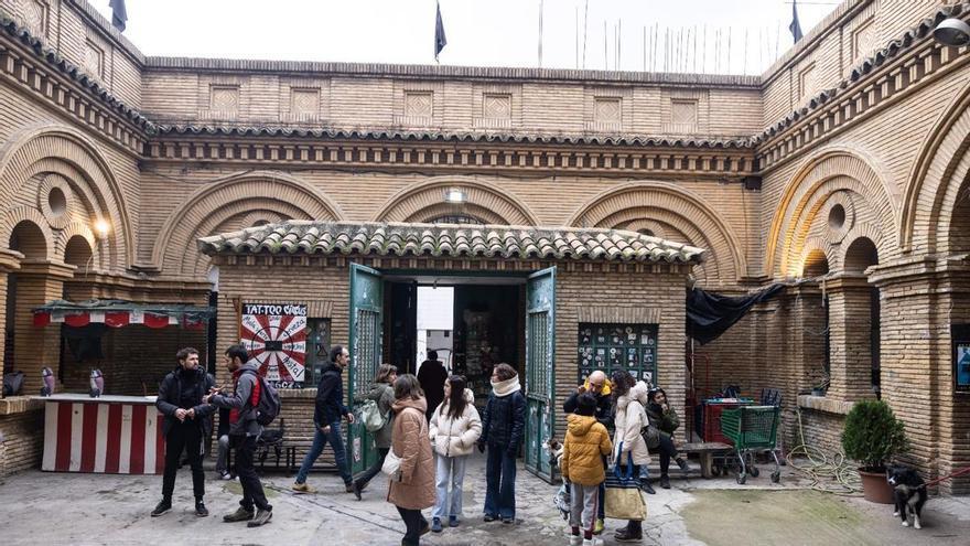 La historia de centro social okupado Kike Mur: 16 años de cultura y solidaridad en la cárcel de Torrero
