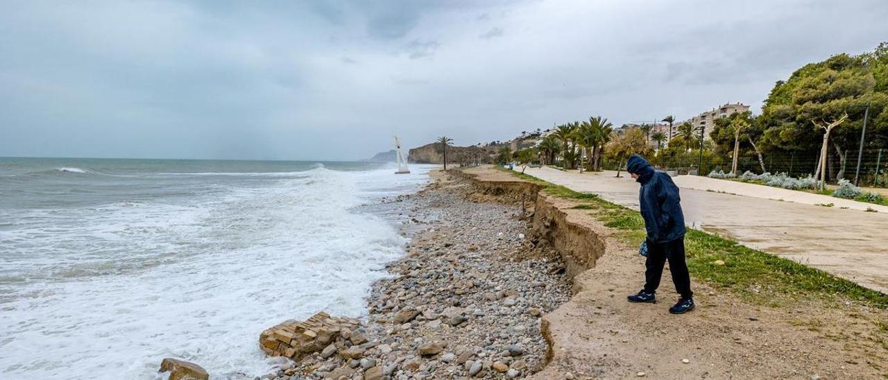 El paseo del Paradís de La Vila fue uno de los más afectados por el temporal de abril.