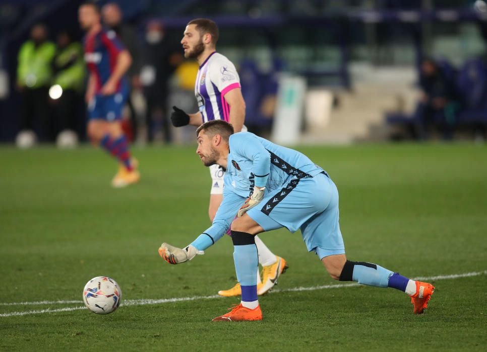 Levante - Real Valladolid, en imágenes